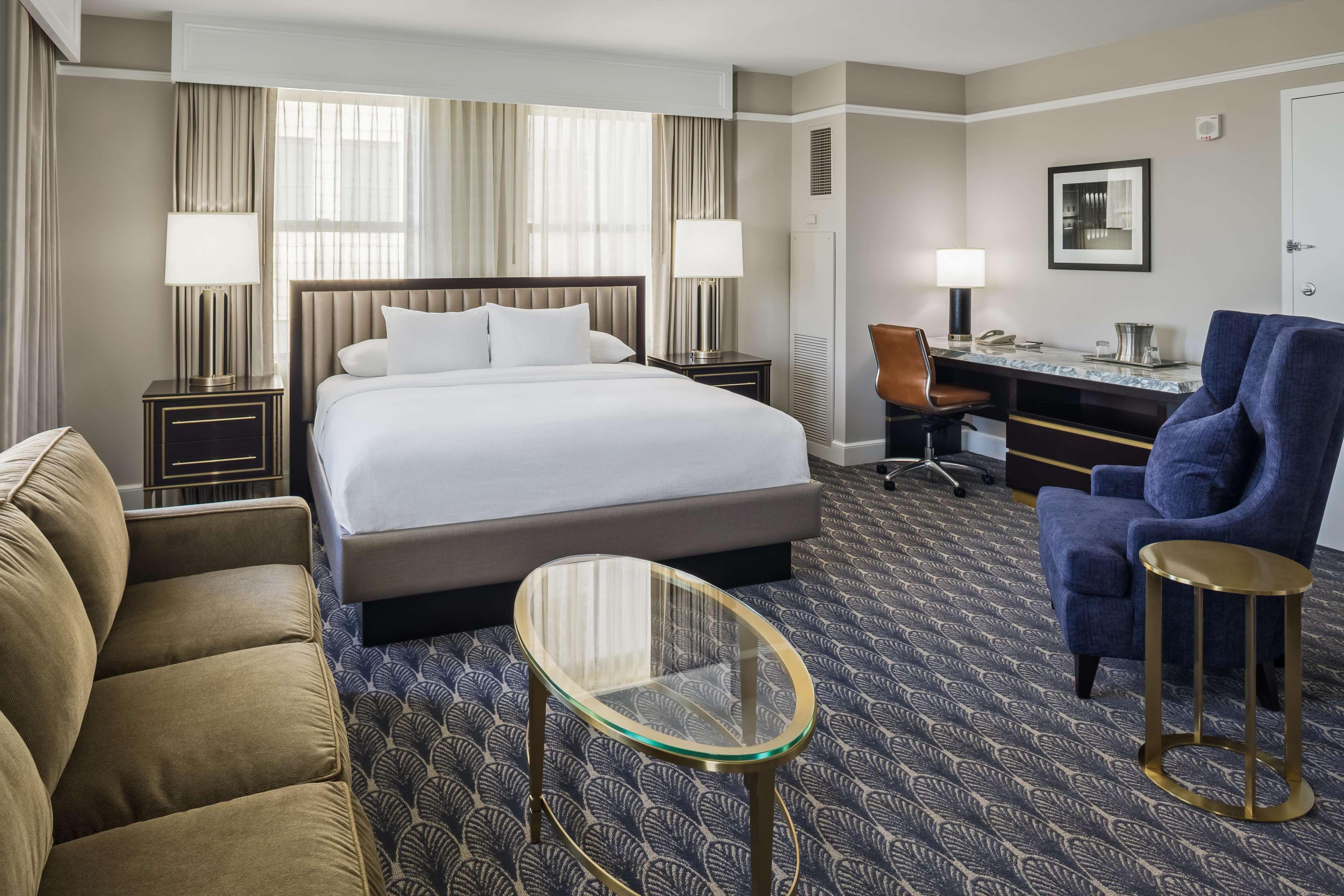Hilton President Kansas