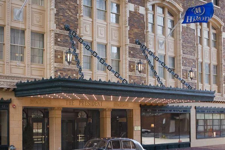 Hotel Hilton President Kansas